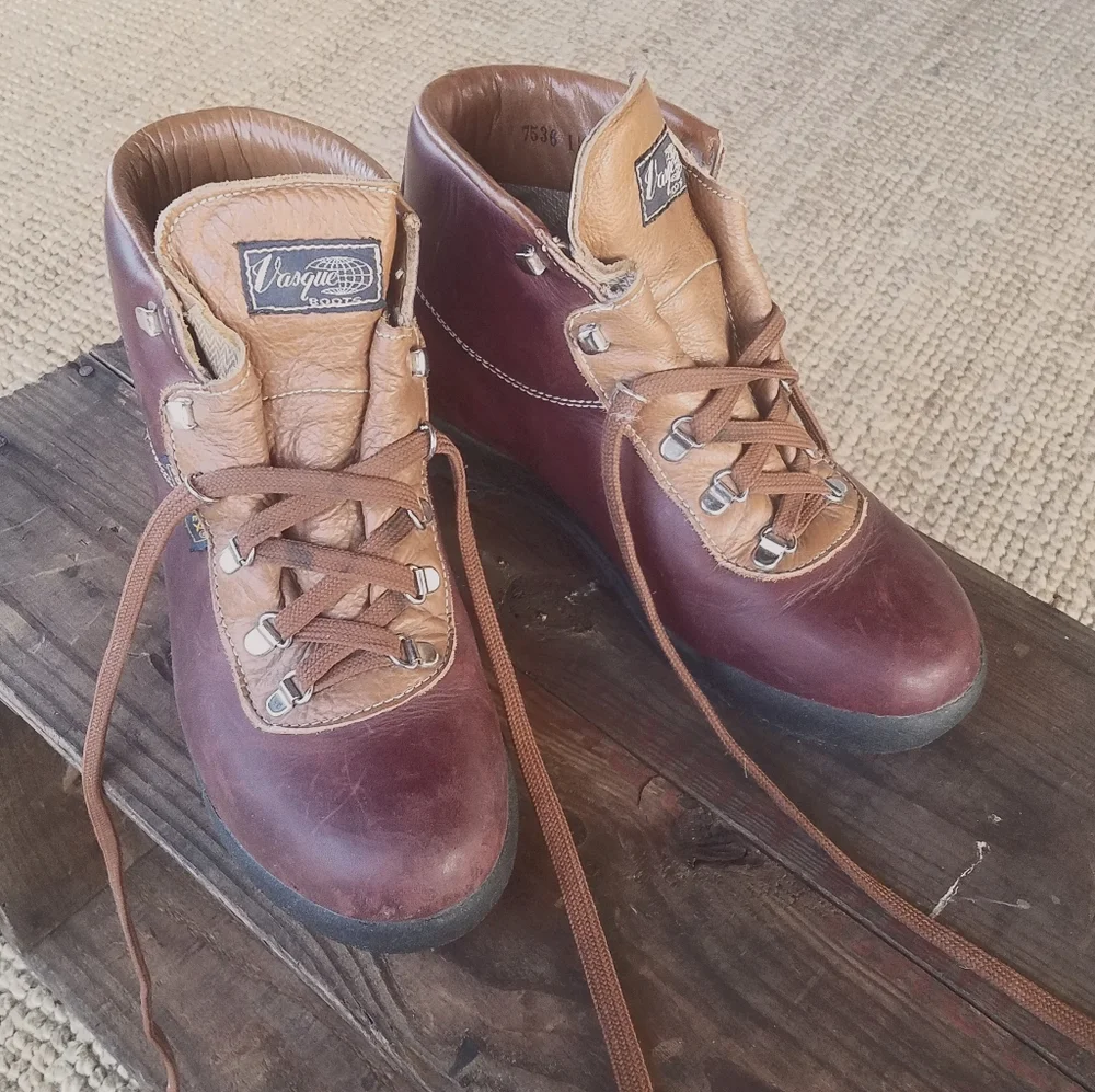 Women's Vasque boots size 9 - Picture 1 of 5